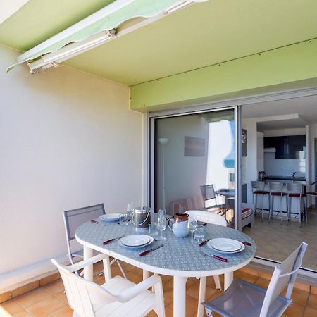 Chez Fabienne - Superbe Appartement Avec Vue Sur La Mer Et Parking Ла Гранде-Моте Екстериор снимка